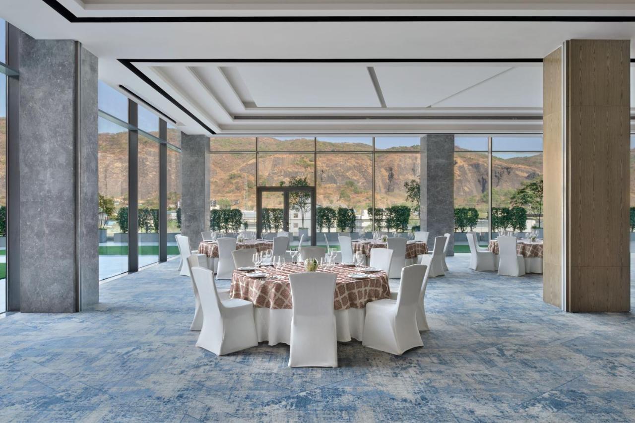 Marriott Executive Apartments Νάβι Μουμπάι Εξωτερικό φωτογραφία